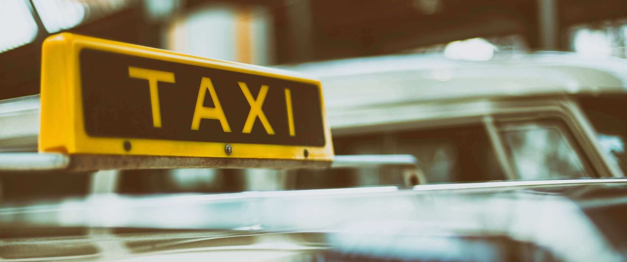 How To Build an App Like Ola? Tips from Taxi App Developers
